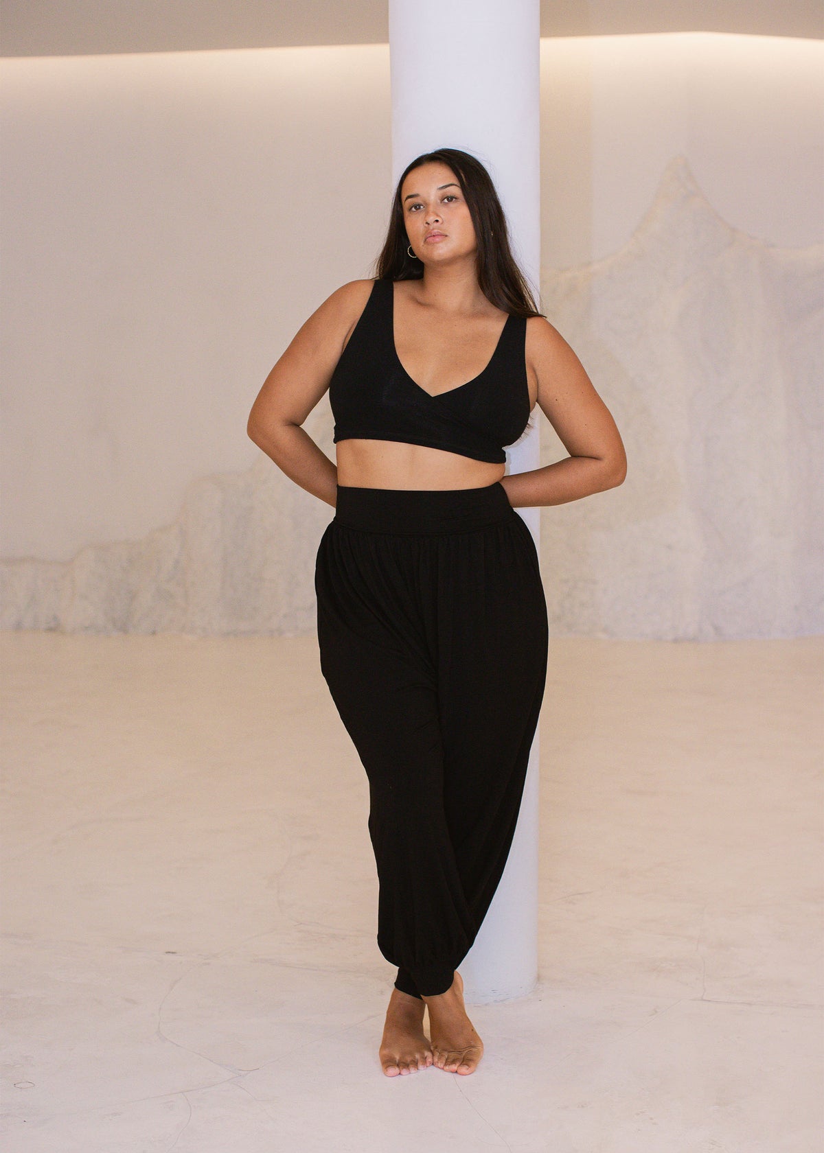 Bianca is wearing size XL for top and bottom, Bust 104cm (41”), Waist 85cm (35.5”), Hips 117cm (46”), Height 175cm (5.7”) 