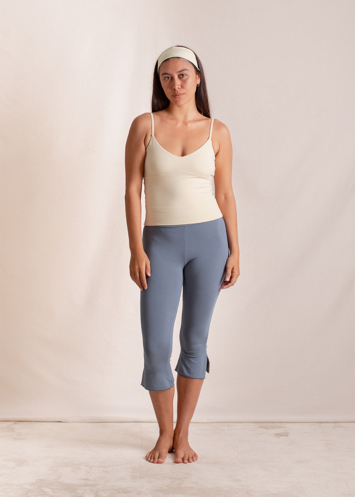 Eva wears size M. Height 174cm (5.7”), Bust 83cm (32.7”), Waist 69cm (27.2”), Hips 96cm (37.8”) | Size M