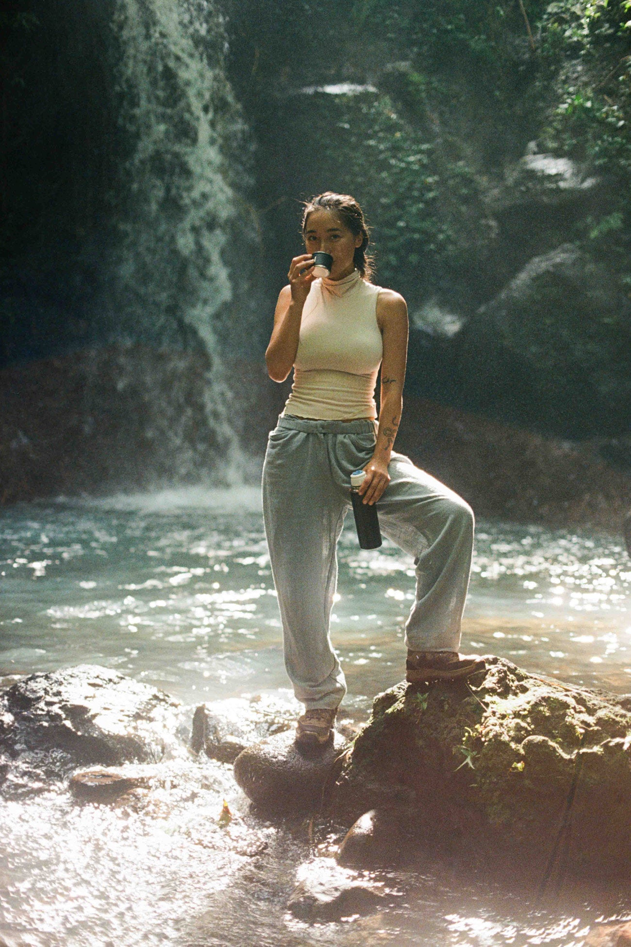 Hitomi is wearing size XS/S. Bust: 81cm (32”), Waist: 61cm (24”), Hips: 91.4cm (36”), Height 168cm (5.5”). | Size XS/S