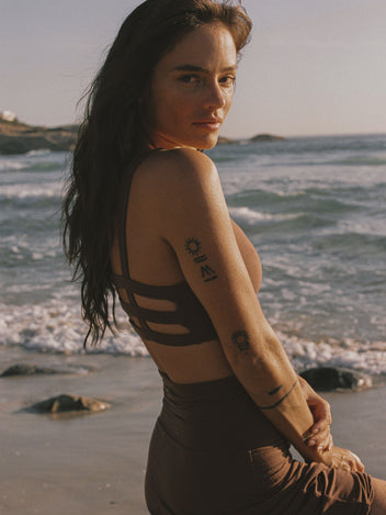 IL Muses: Conversation with Jess Lee Buchanan –Indigo Luna Store