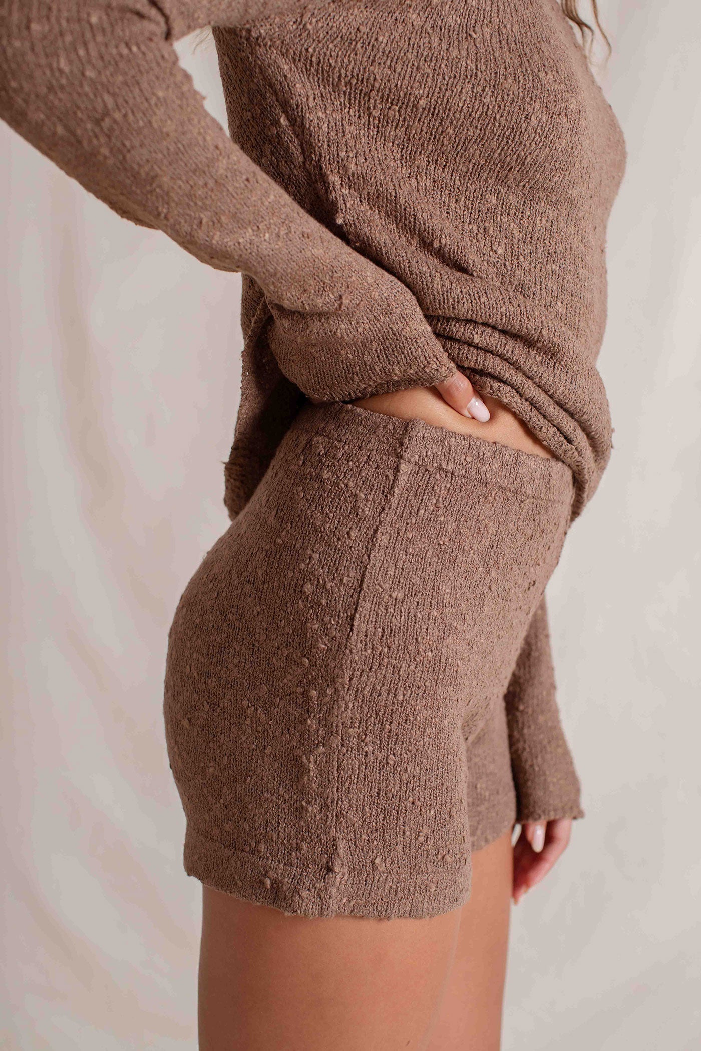 Dakota is wearing XS/S. Bust 79cm (31.1”), Waist 65cm (25.5”), Hips 90cm (35.4”), Height 173cm (5.6”) | Size XS/S