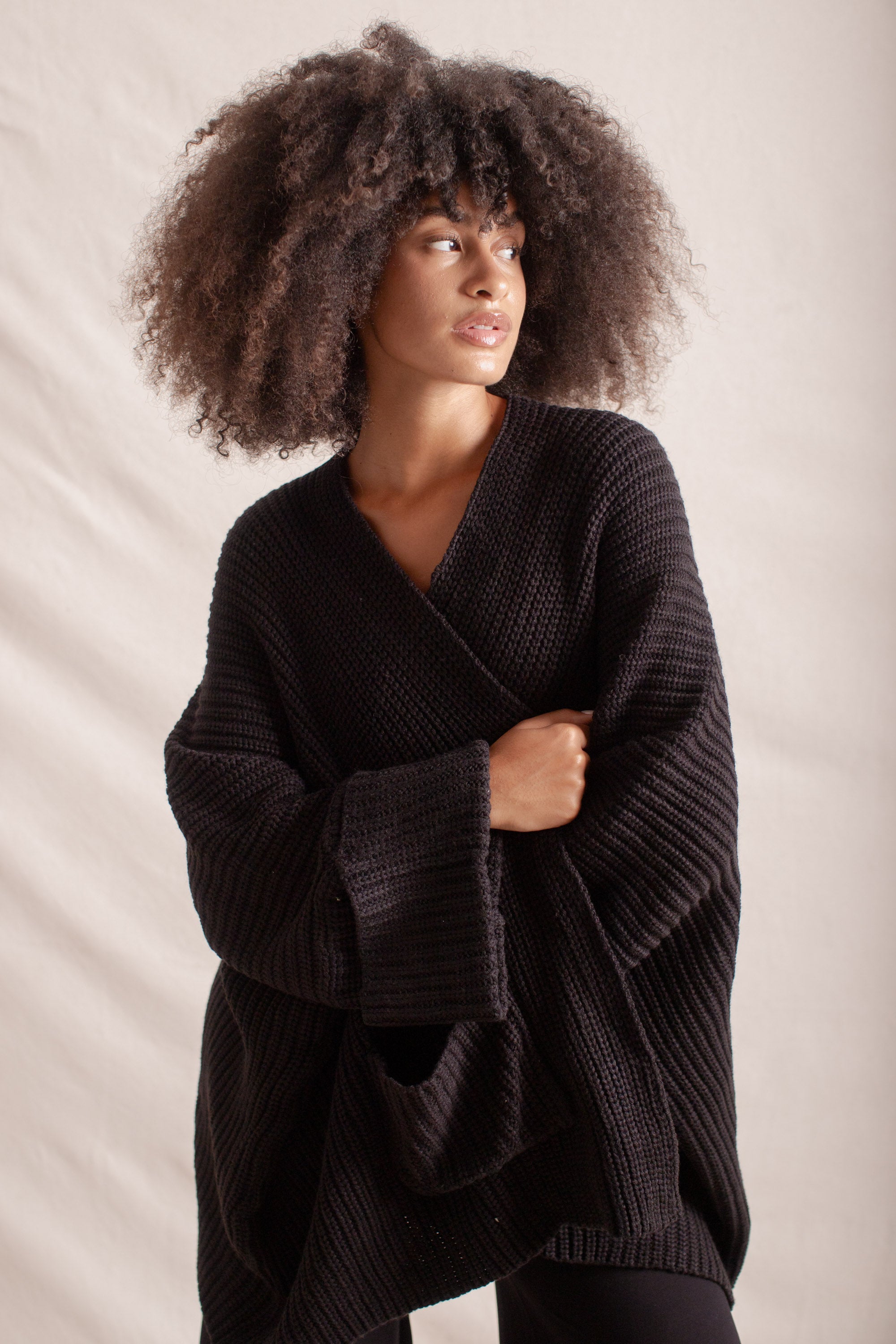 Tuula Poncho Black –Indigo Luna Store