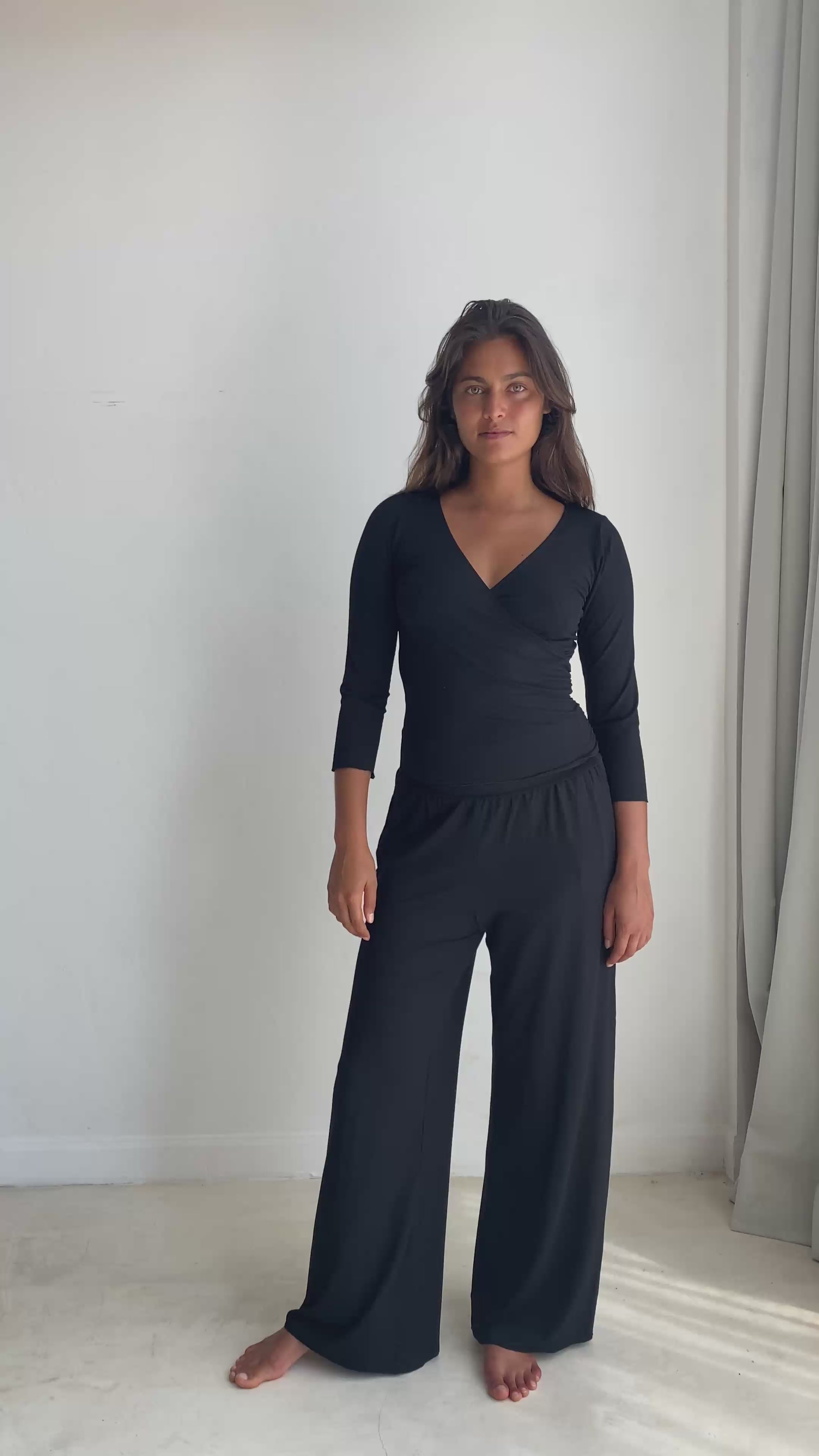 Haley is wearing size XS/S. Bust 87cm (34.25”), Waist 63cm (24.8”), Hips 92cm (36.22”), Height 172cm (5.6”)