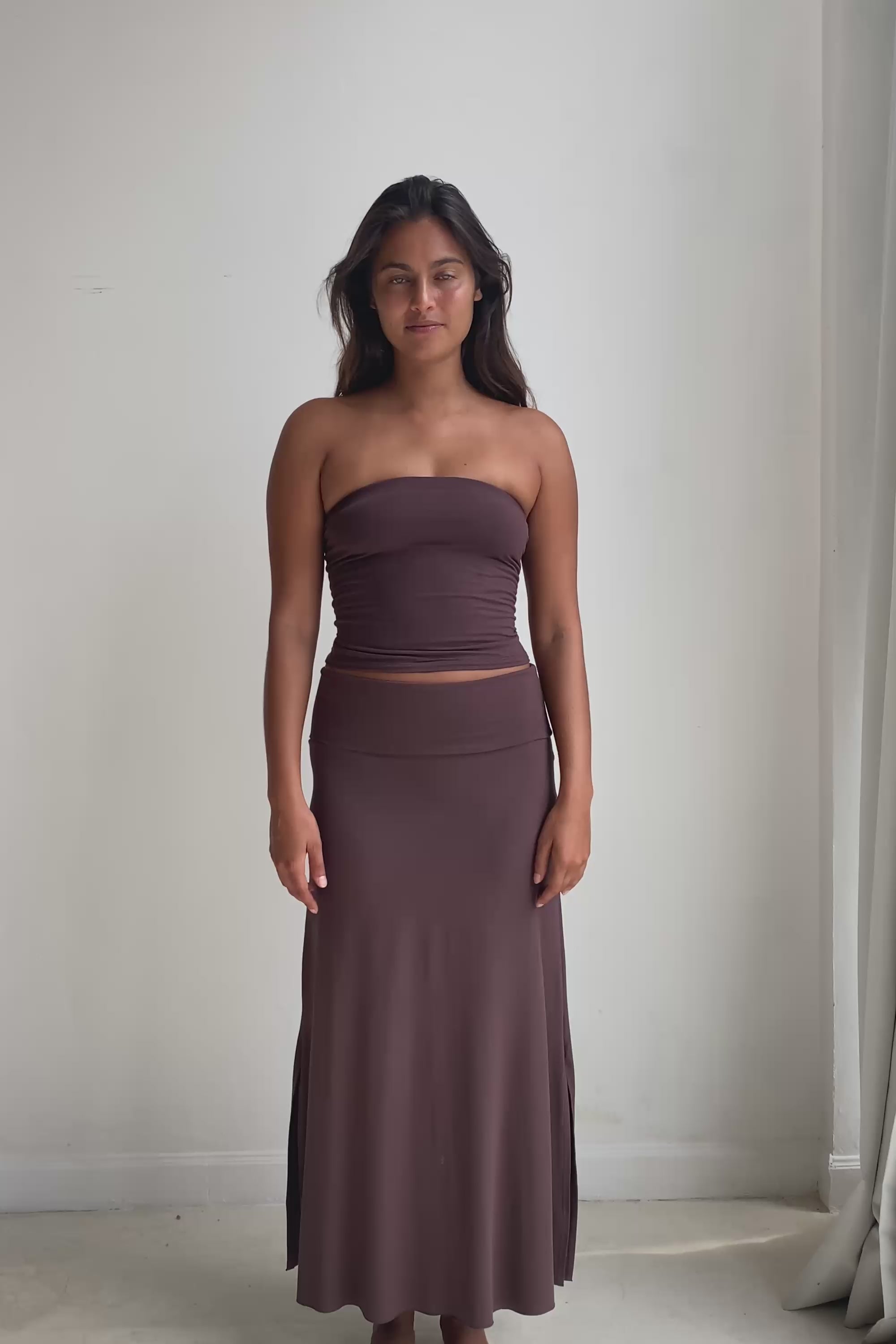 Haley is wearing size S/M. Bust 87cm (34.25”), Waist 63cm (24.8”), Hips 92cm (36.22”), Height 172cm (5.6”) | Size XS/S